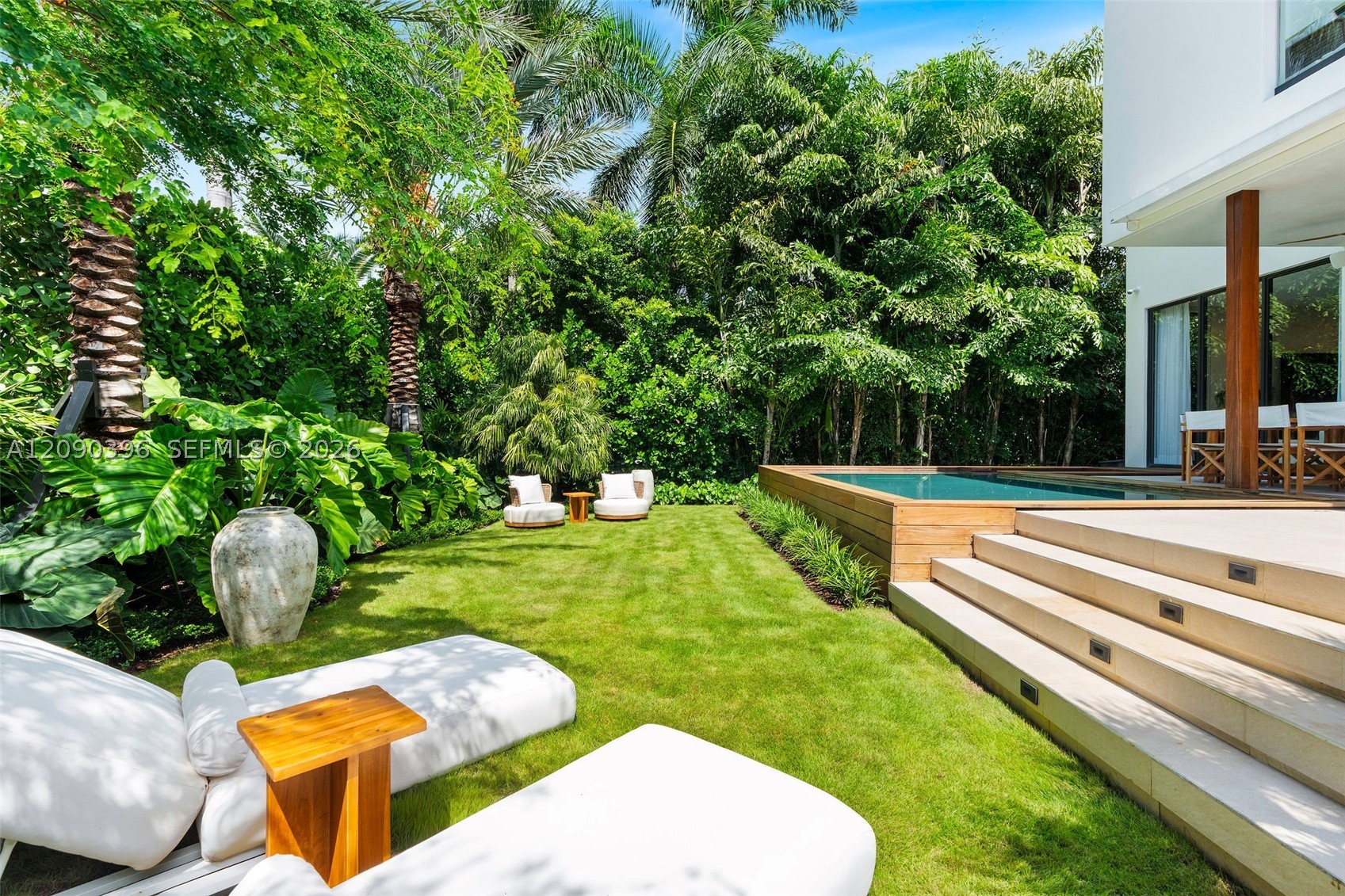 5701 N Bay Rd, Miami Beach FL 33140
