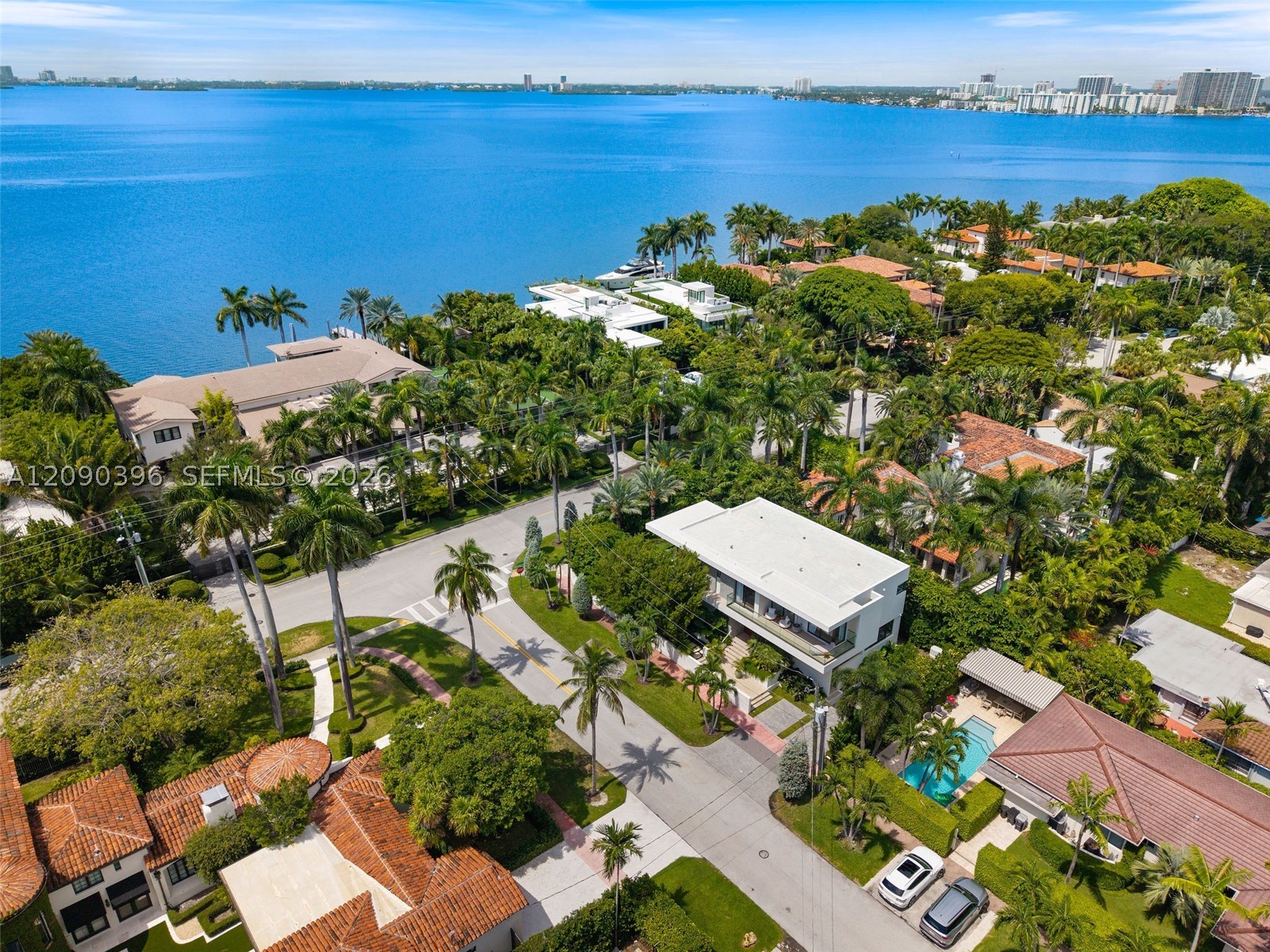 5701 N Bay Rd, Miami Beach FL 33140