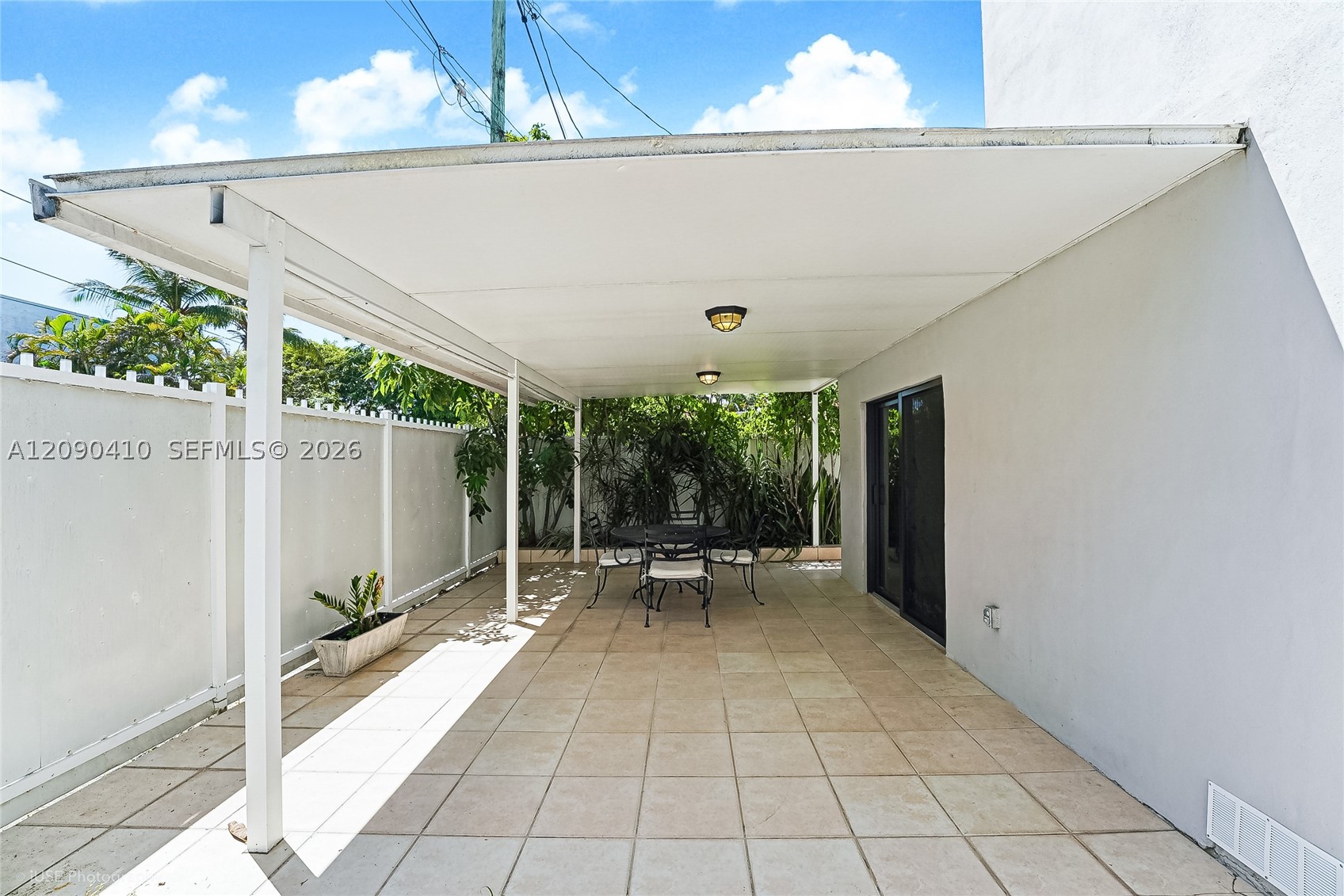 944 SW 10th Ave, Miami FL 33130