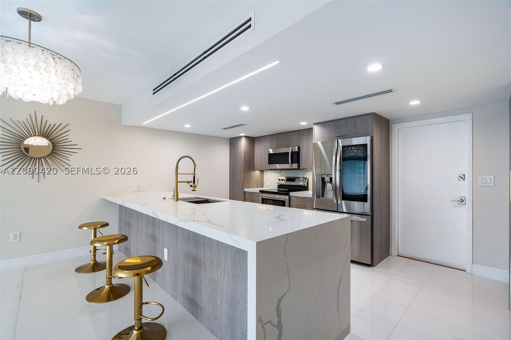 155 Ocean Lane Dr #413, Key Biscayne FL 33149