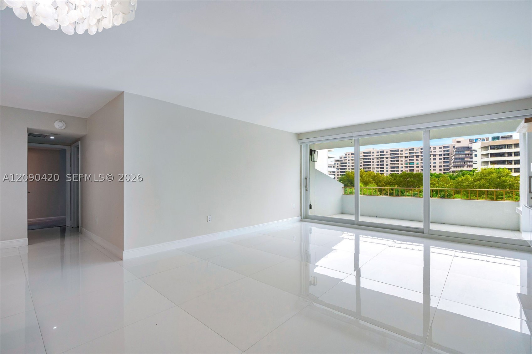 155 Ocean Lane Dr #413, Key Biscayne FL 33149