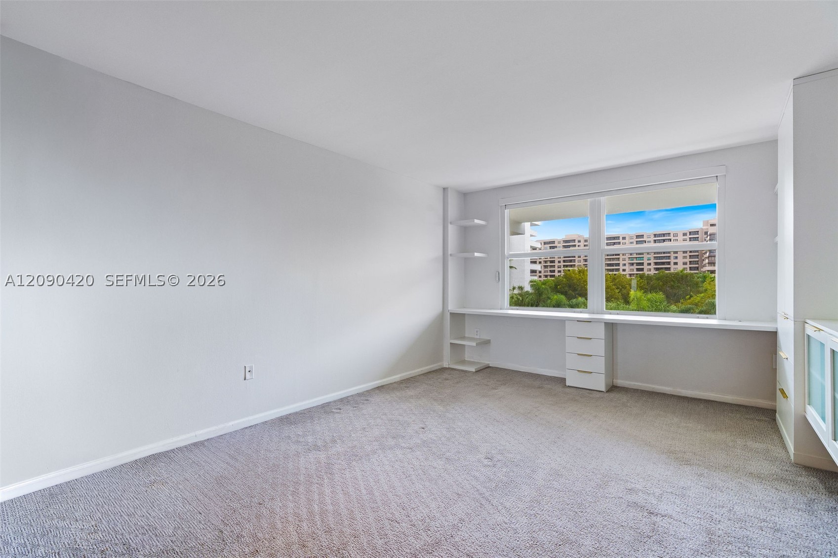 155 Ocean Lane Dr #413, Key Biscayne FL 33149