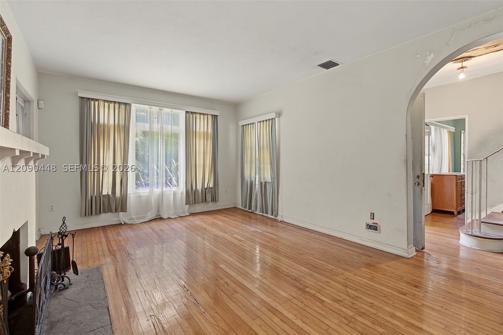 931 NW 14th Ct, Miami FL 33125