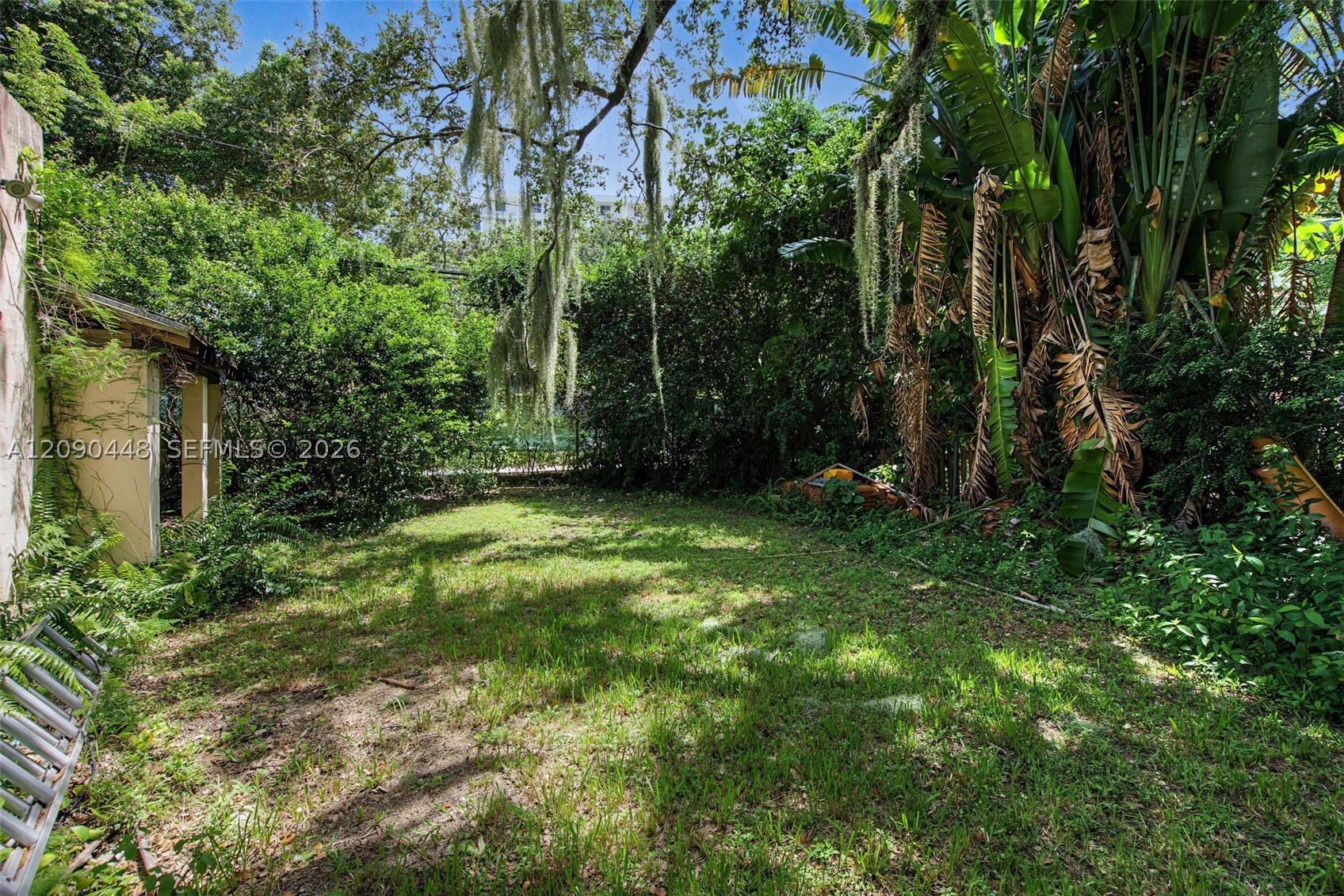 931 NW 14th Ct, Miami FL 33125