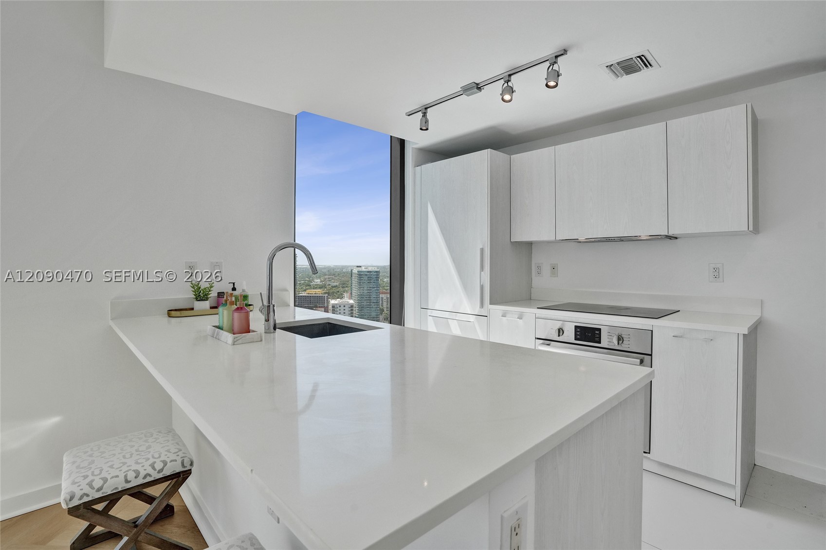 501 NE 31st St #2808, Miami FL 33137