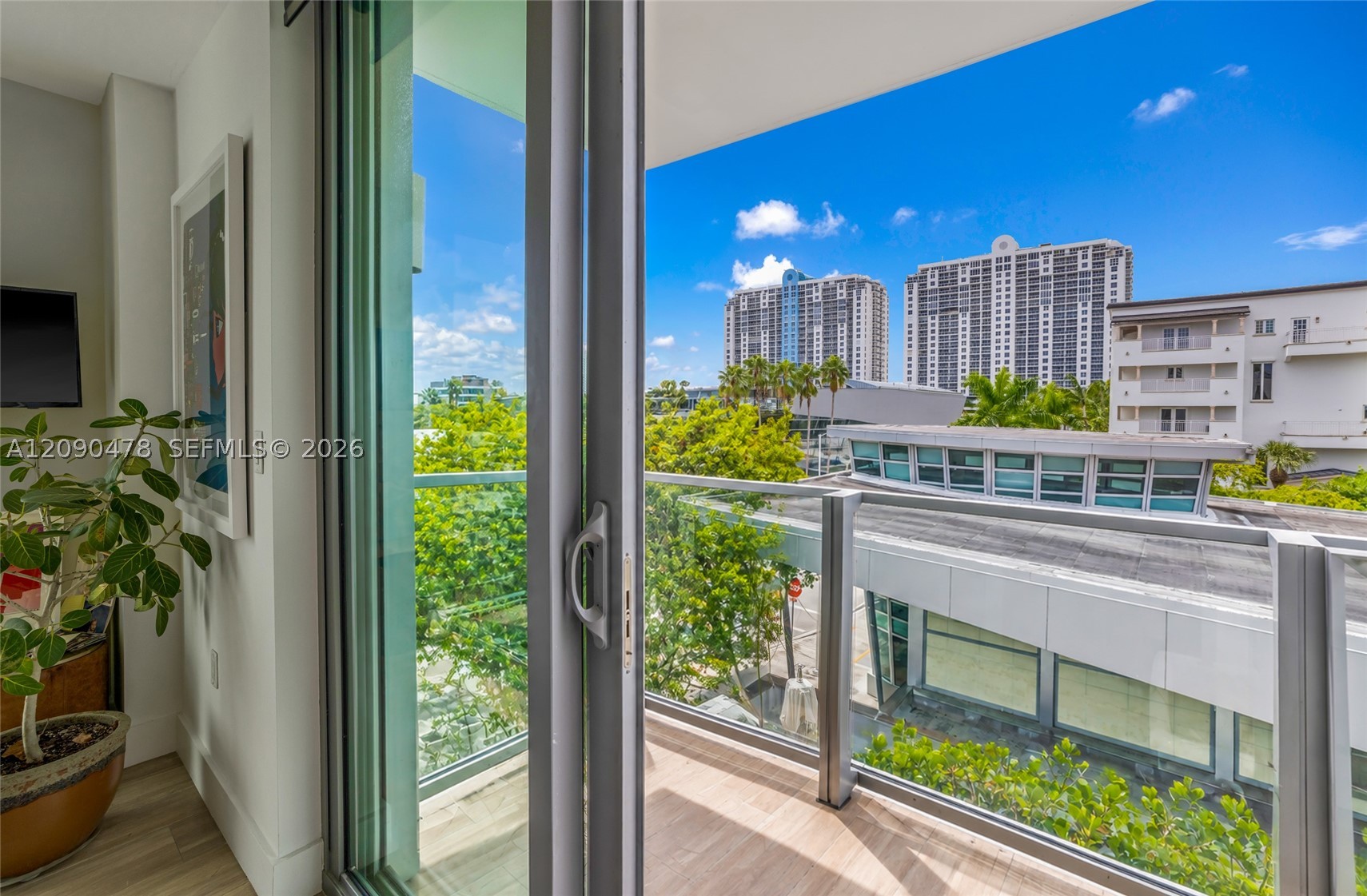 1201 20th St #414, Miami Beach FL 33139
