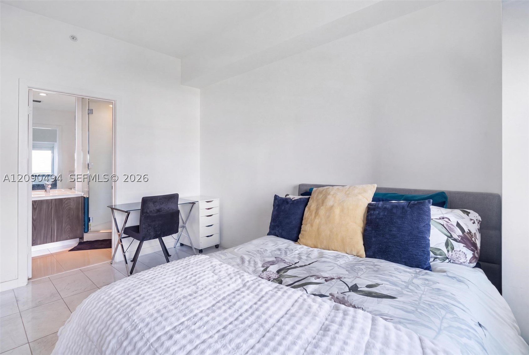 480 NE 31st St #2904, Miami FL 33137