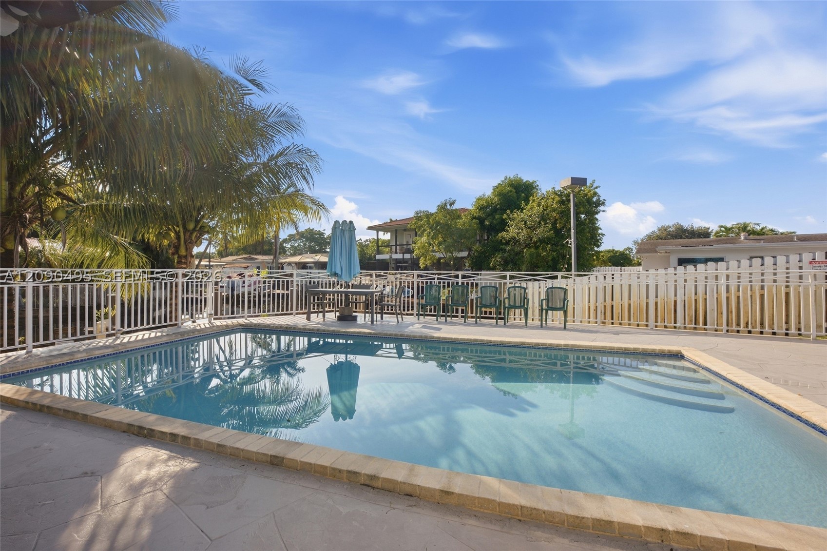 4540 SW 28th Ter, Dania Beach FL 33312