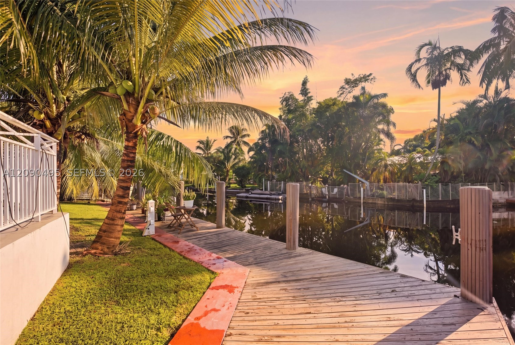 4540 SW 28th Ter, Dania Beach FL 33312
