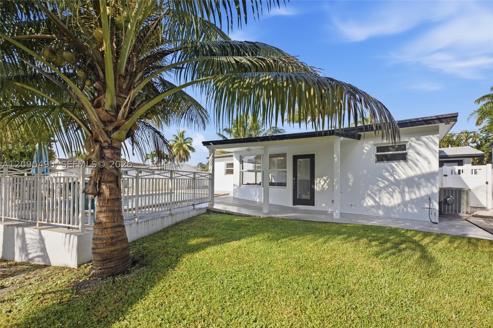 4540 SW 28th Ter, Dania Beach FL 33312