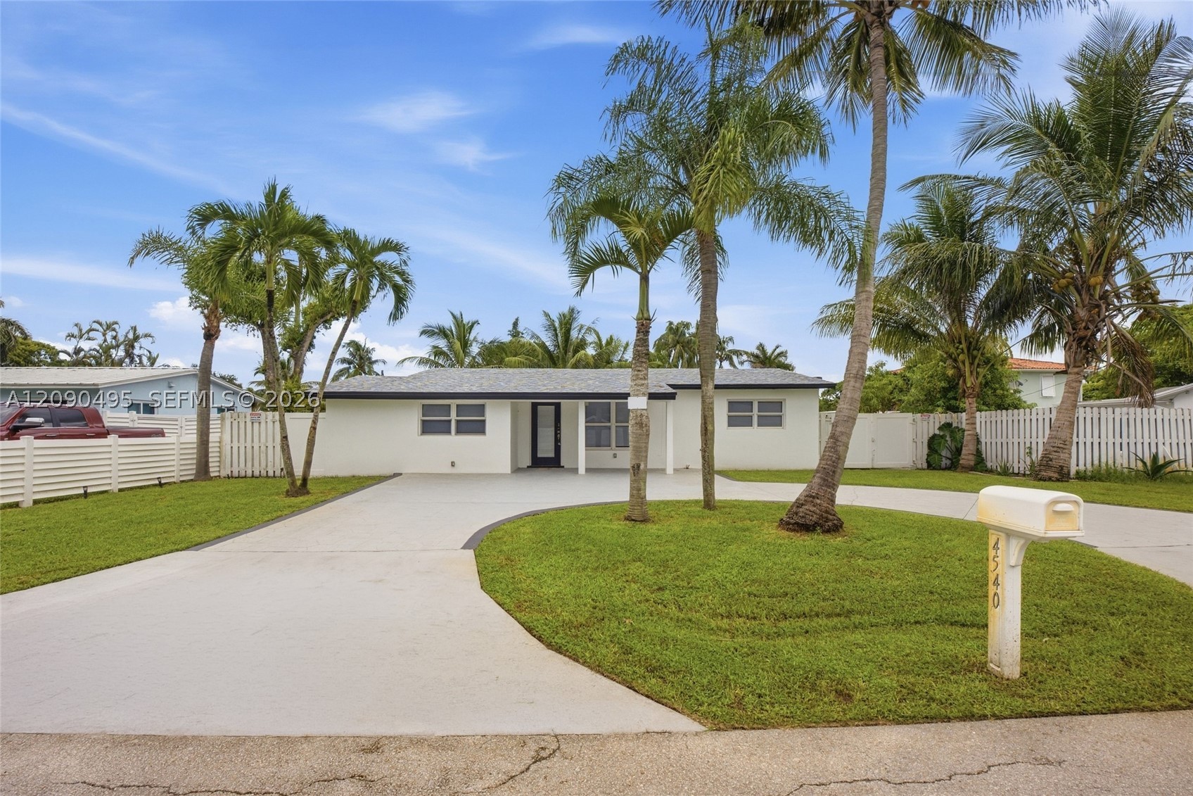 4540 SW 28th Ter, Dania Beach FL 33312