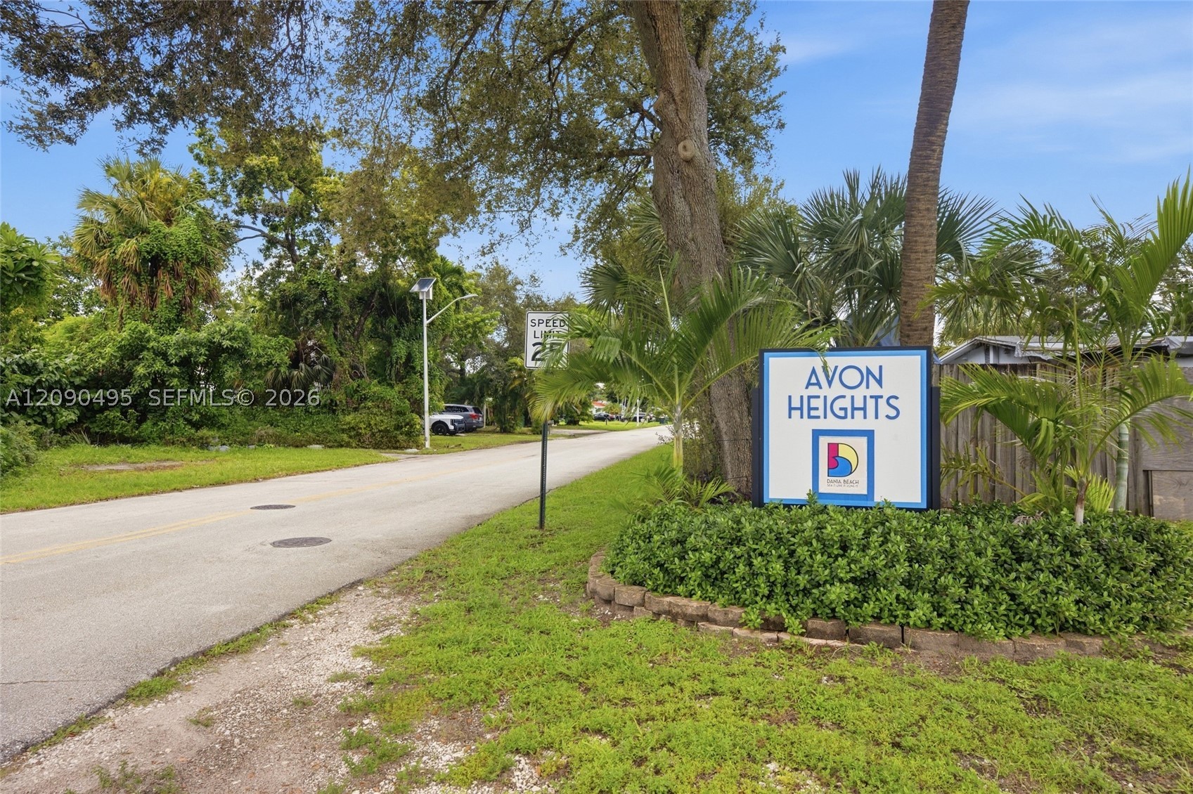 4540 SW 28th Ter, Dania Beach FL 33312