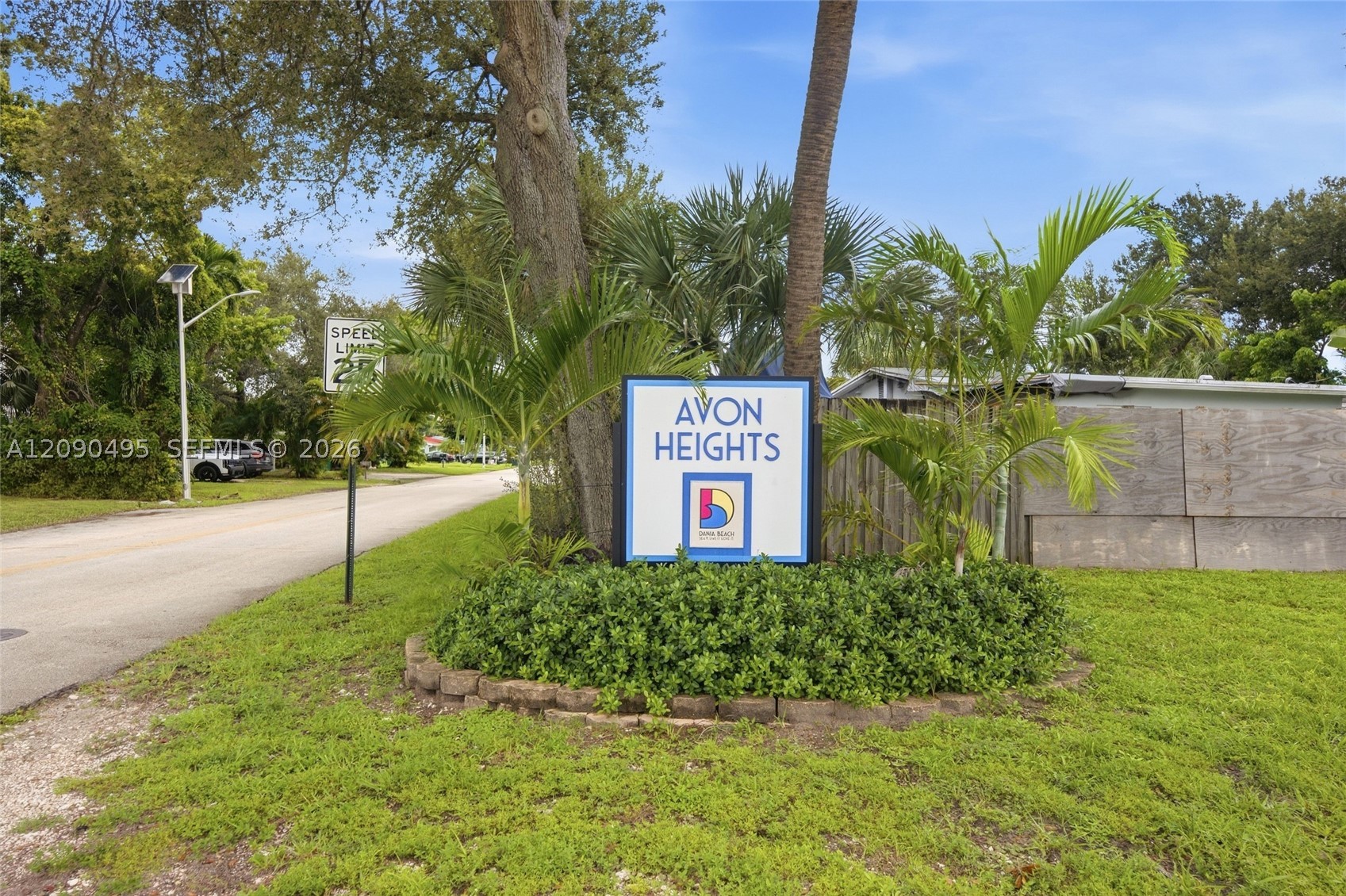 4540 SW 28th Ter, Dania Beach FL 33312