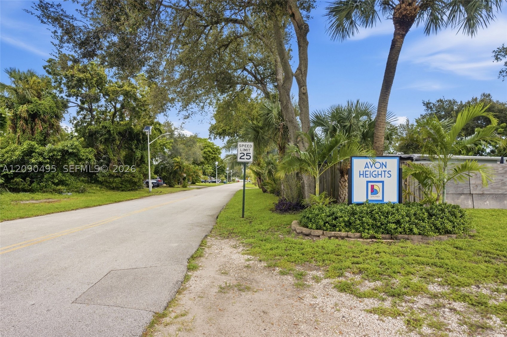4540 SW 28th Ter, Dania Beach FL 33312
