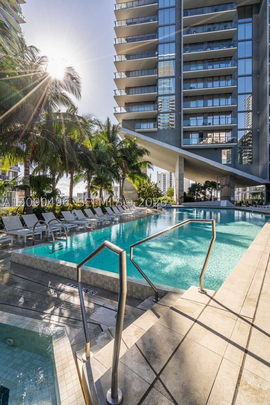 88 SW 7th St #1901, Miami FL 33130