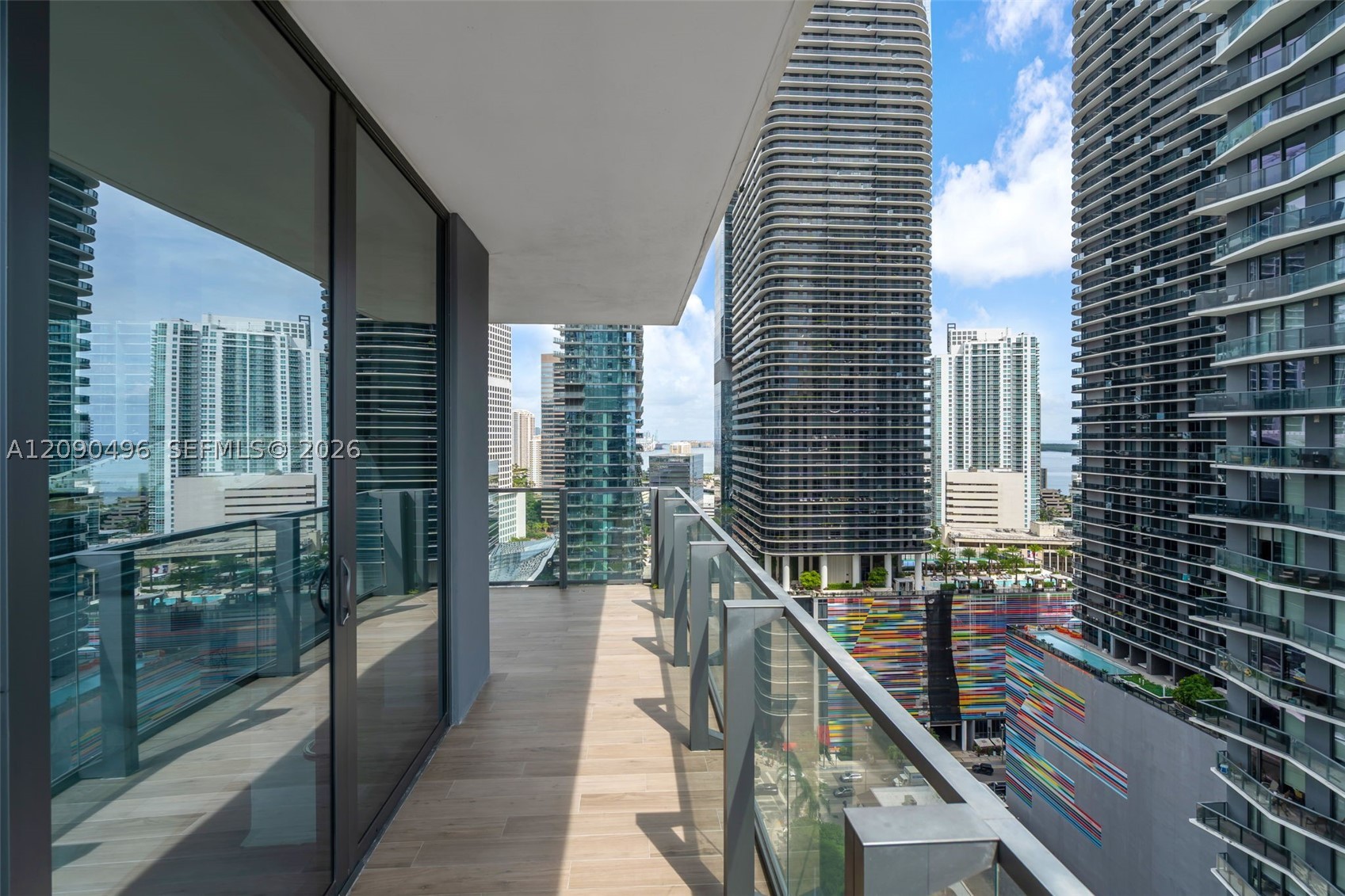 88 SW 7th St #1901, Miami FL 33130