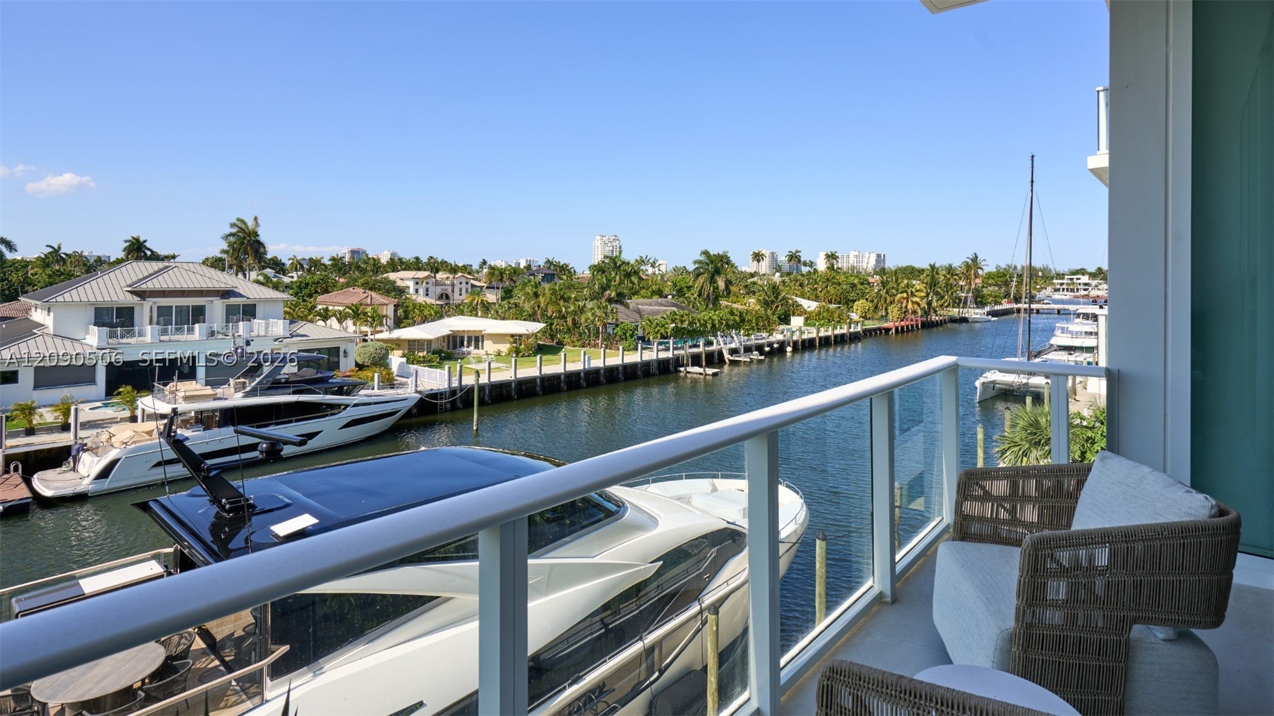 2311 SE 17th St #101, Fort Lauderdale FL 33316