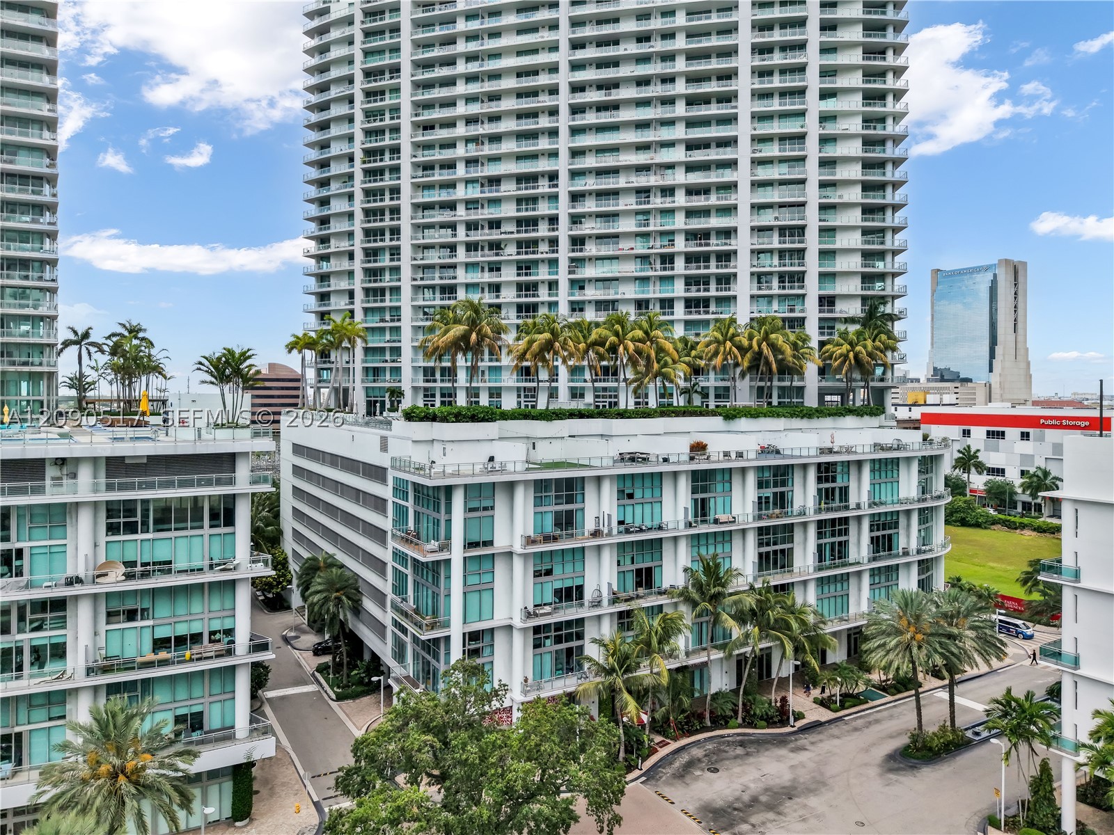 90 SW 3rd St #308, Miami FL 33130