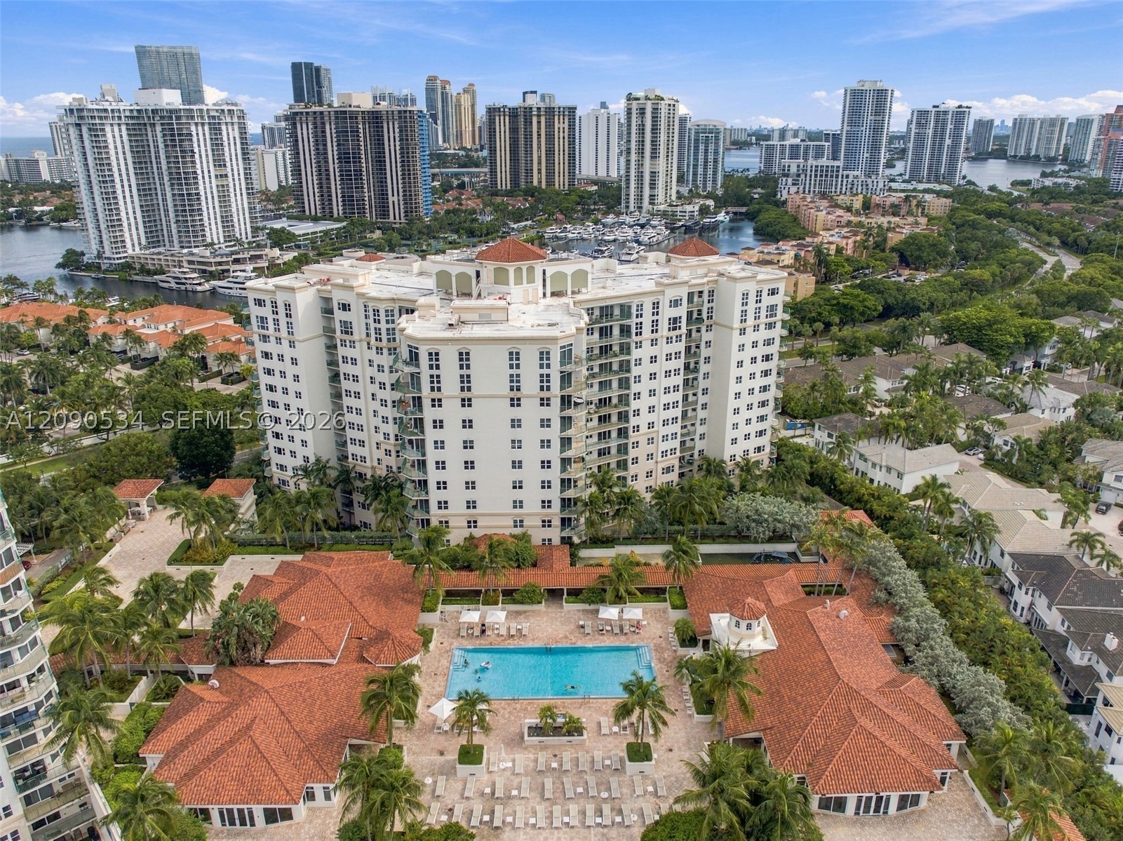 19900 E Country Club Dr #116, Aventura FL 33180
