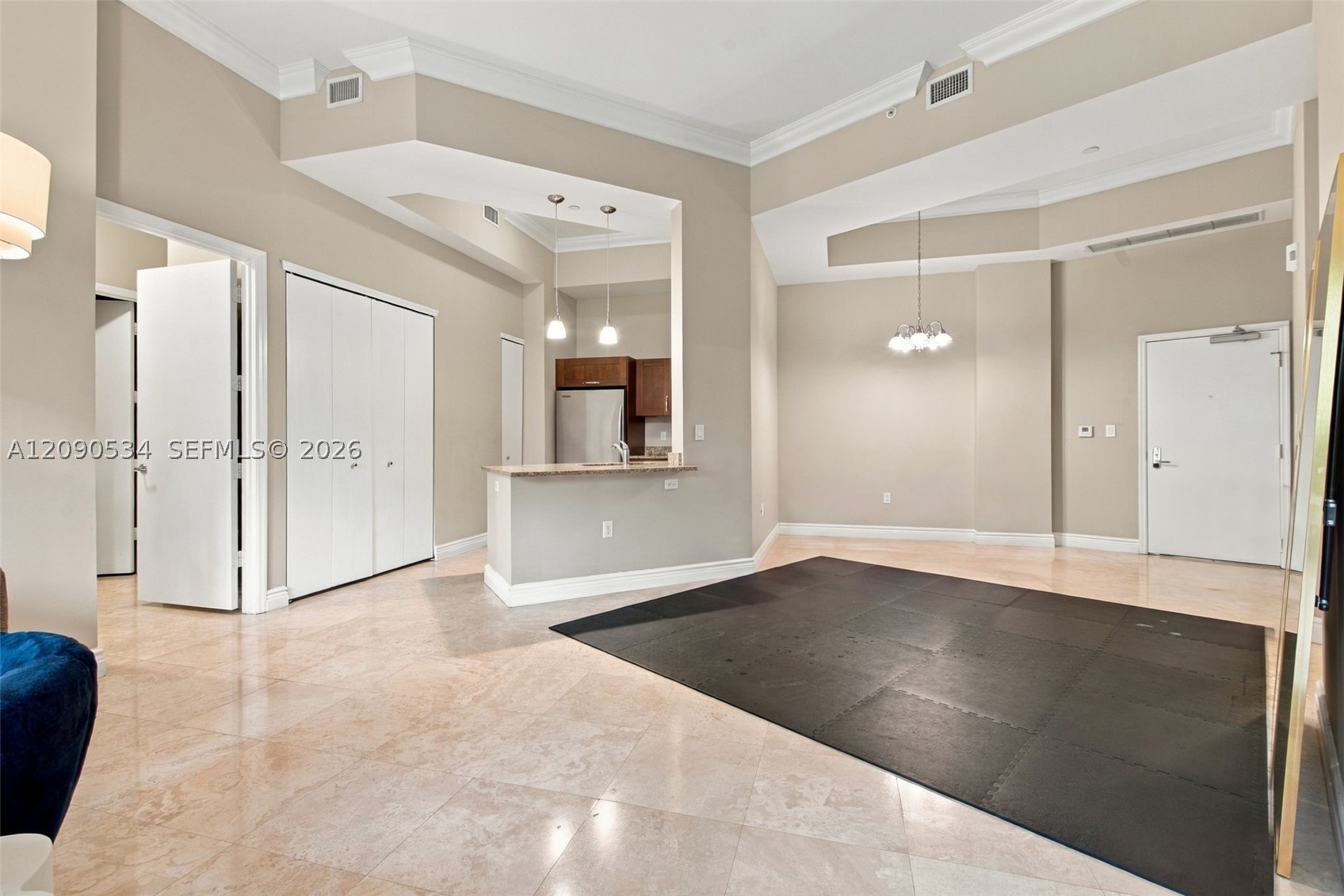 19900 E Country Club Dr #116, Aventura FL 33180