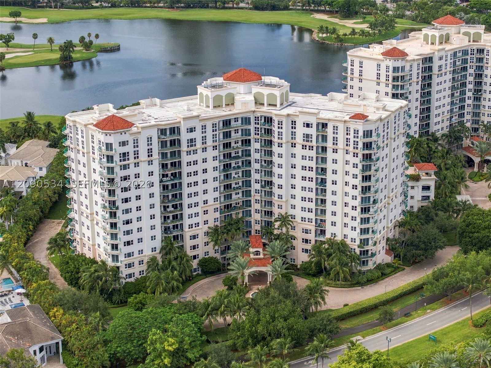 19900 E Country Club Dr #116, Aventura FL 33180