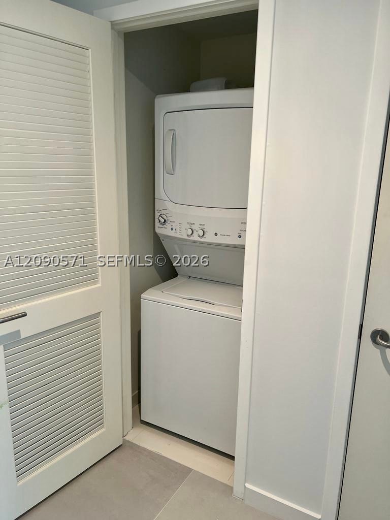 1100 S Miami Ave #1406, Miami FL 33130