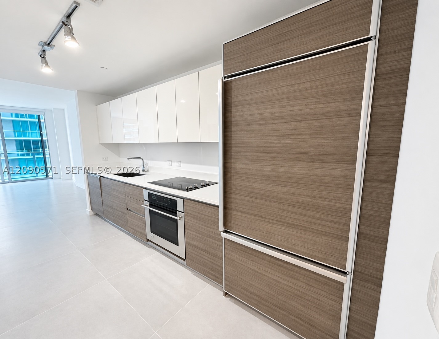 1100 S Miami Ave #1406, Miami FL 33130