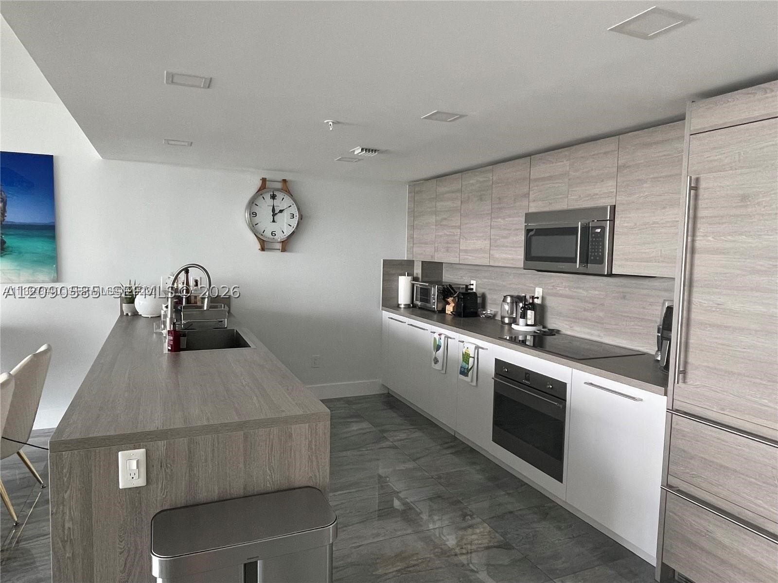 400 Sunny Isles Blvd #1719, Sunny Isles Beach FL 33160