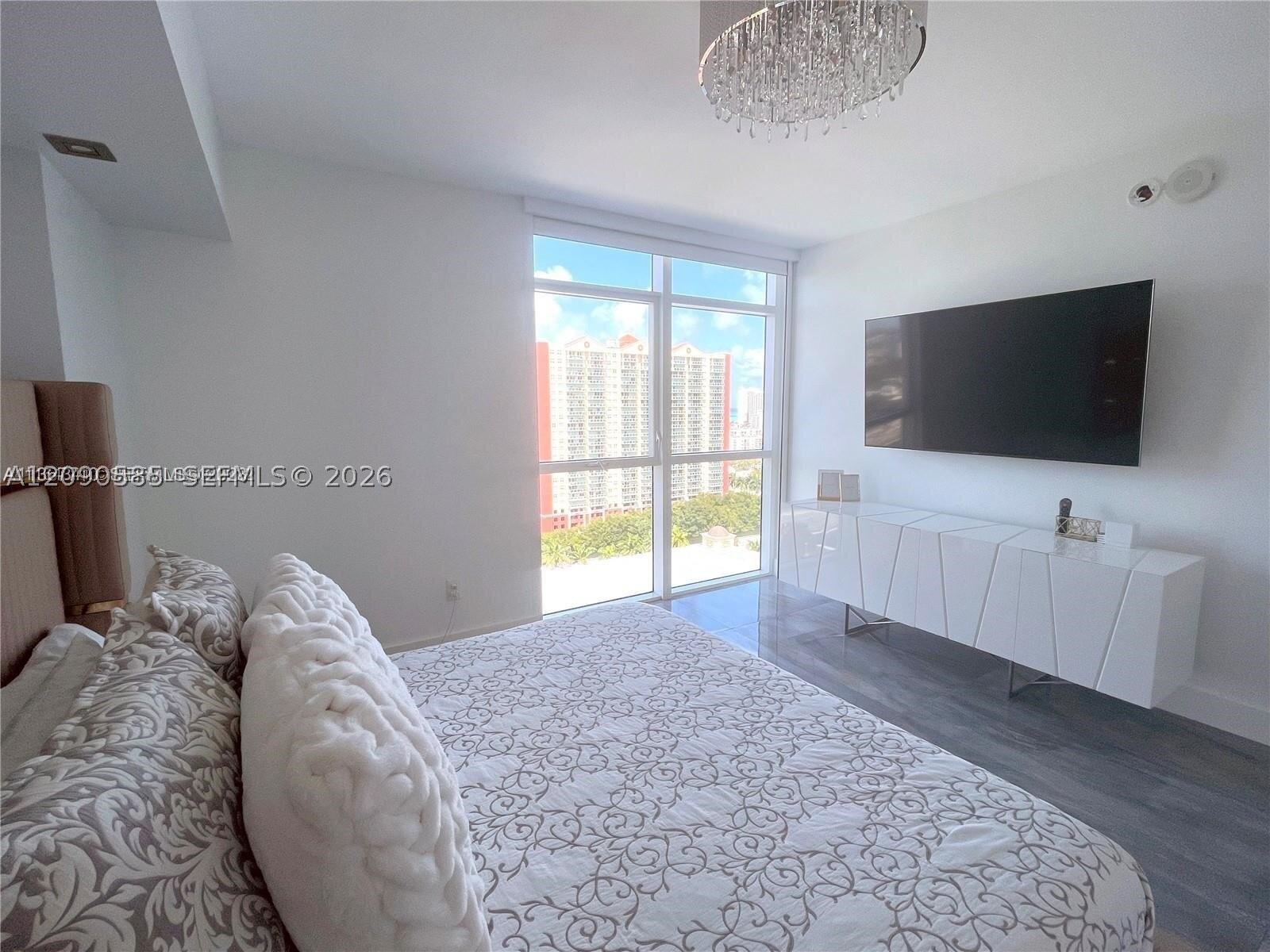 400 Sunny Isles Blvd #1719, Sunny Isles Beach FL 33160