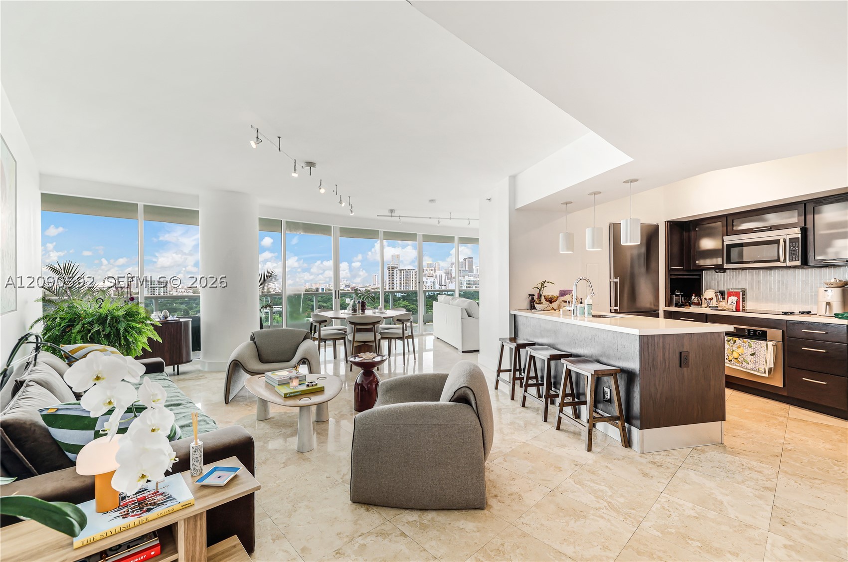 2127 SE Brickell Ave #1406, Miami FL 33129