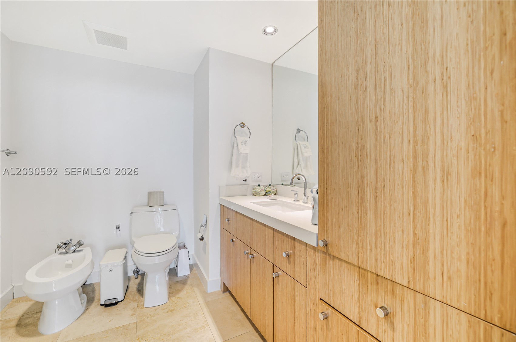 2127 SE Brickell Ave #1406, Miami FL 33129