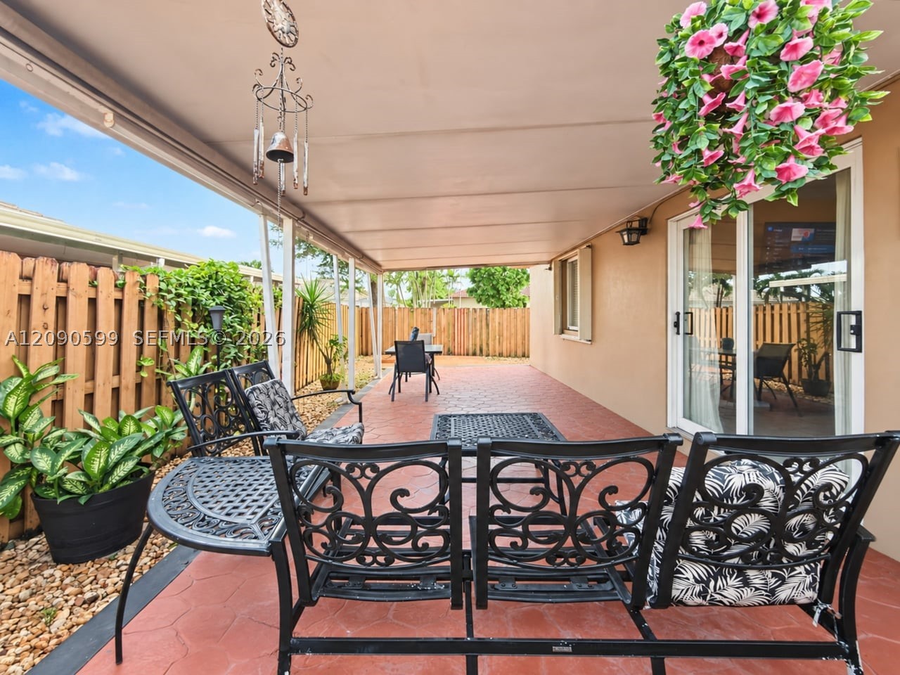 12711 NW 99th Pl, Hialeah Gardens FL 33018