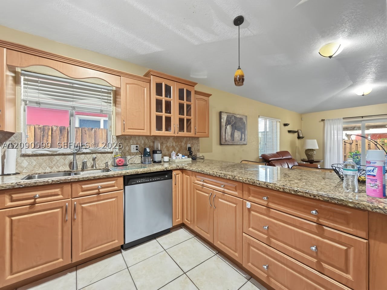 12711 NW 99th Pl, Hialeah Gardens FL 33018