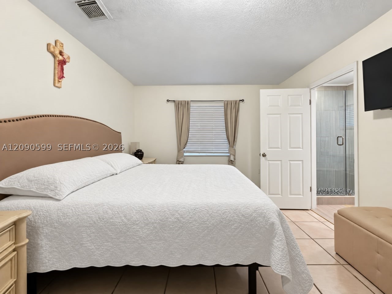 12711 NW 99th Pl, Hialeah Gardens FL 33018