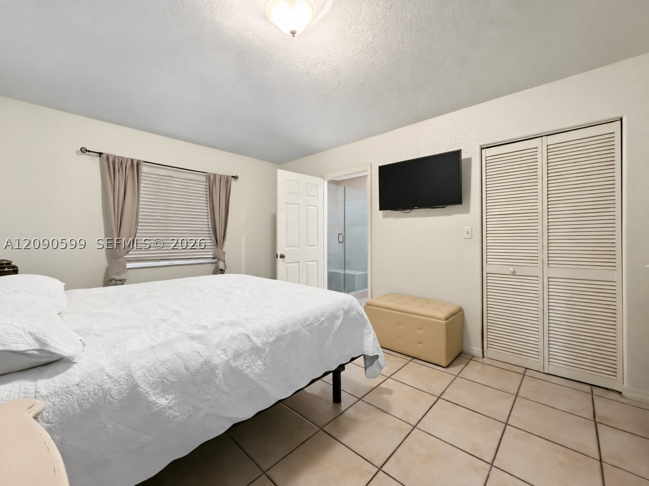 12711 NW 99th Pl, Hialeah Gardens FL 33018