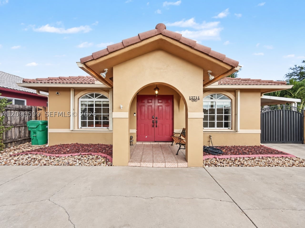 12711 NW 99th Pl, Hialeah Gardens FL 33018