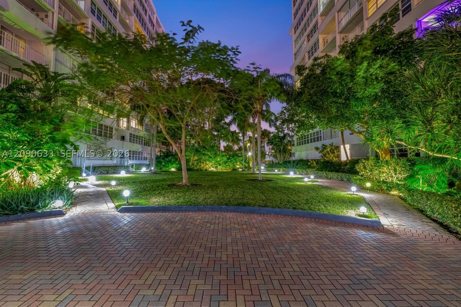 Fort Lauderdale FL 33304 - A12090633