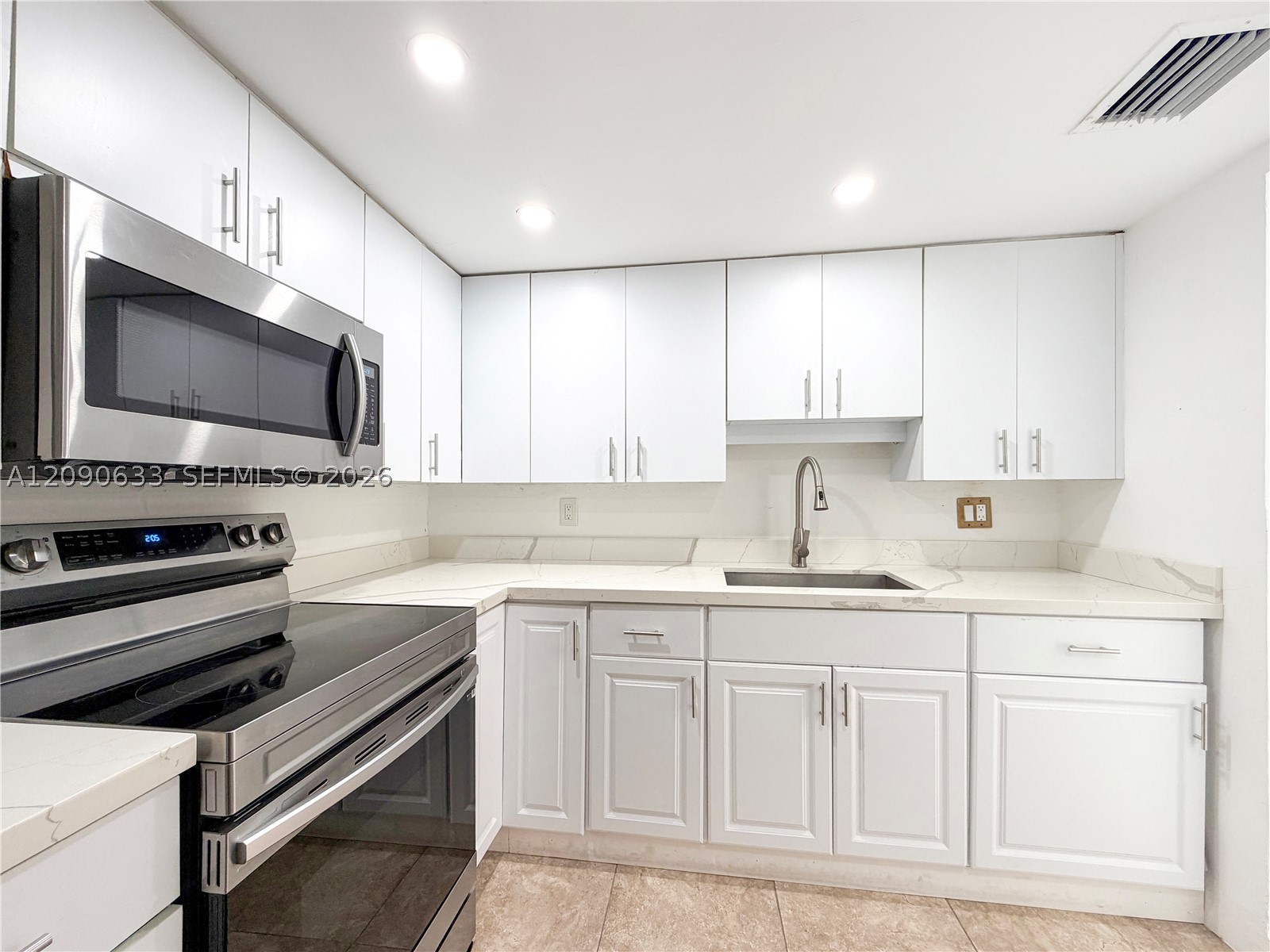 Fort Lauderdale FL 33304 - A12090633