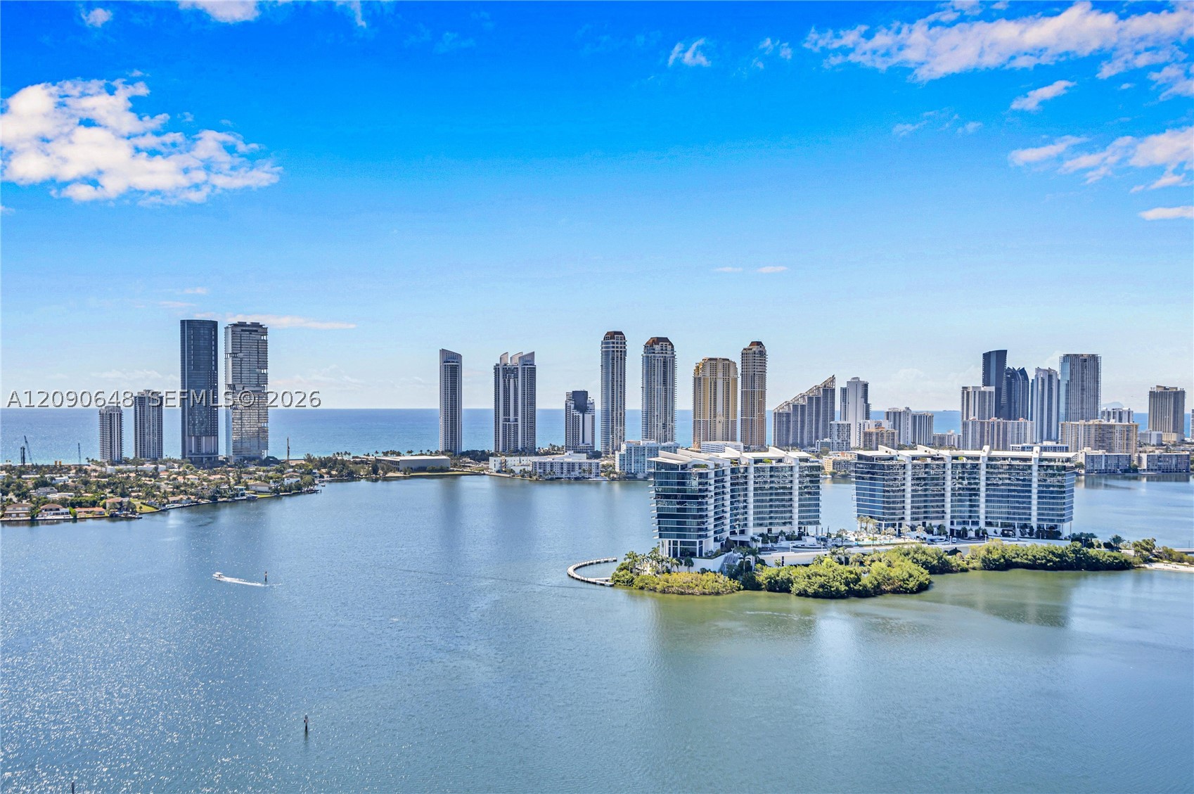 3330 NE 190th St #UPH11, Aventura FL 33180