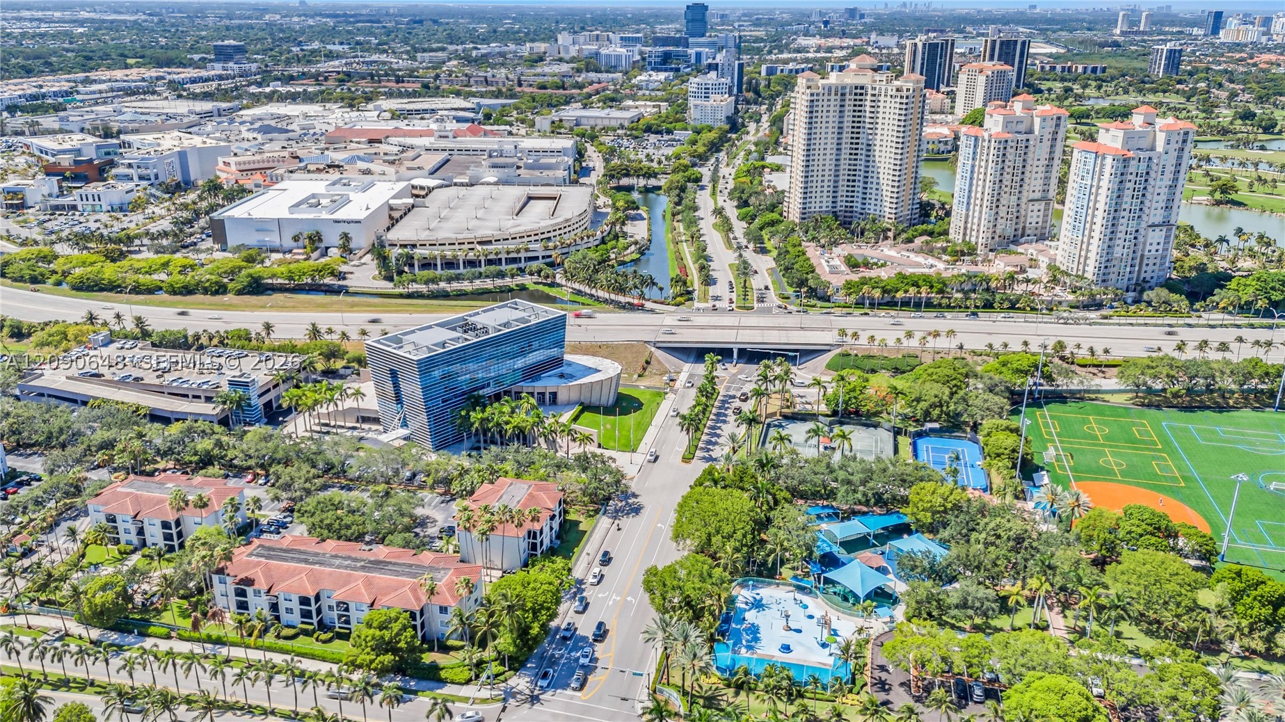 3330 NE 190th St #UPH11, Aventura FL 33180