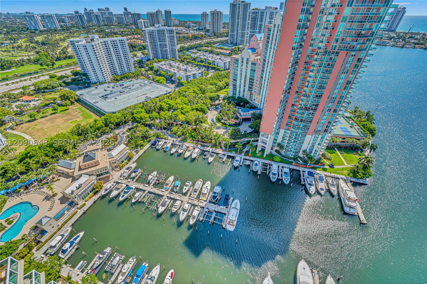 3330 NE 190th St #UPH11, Aventura FL 33180