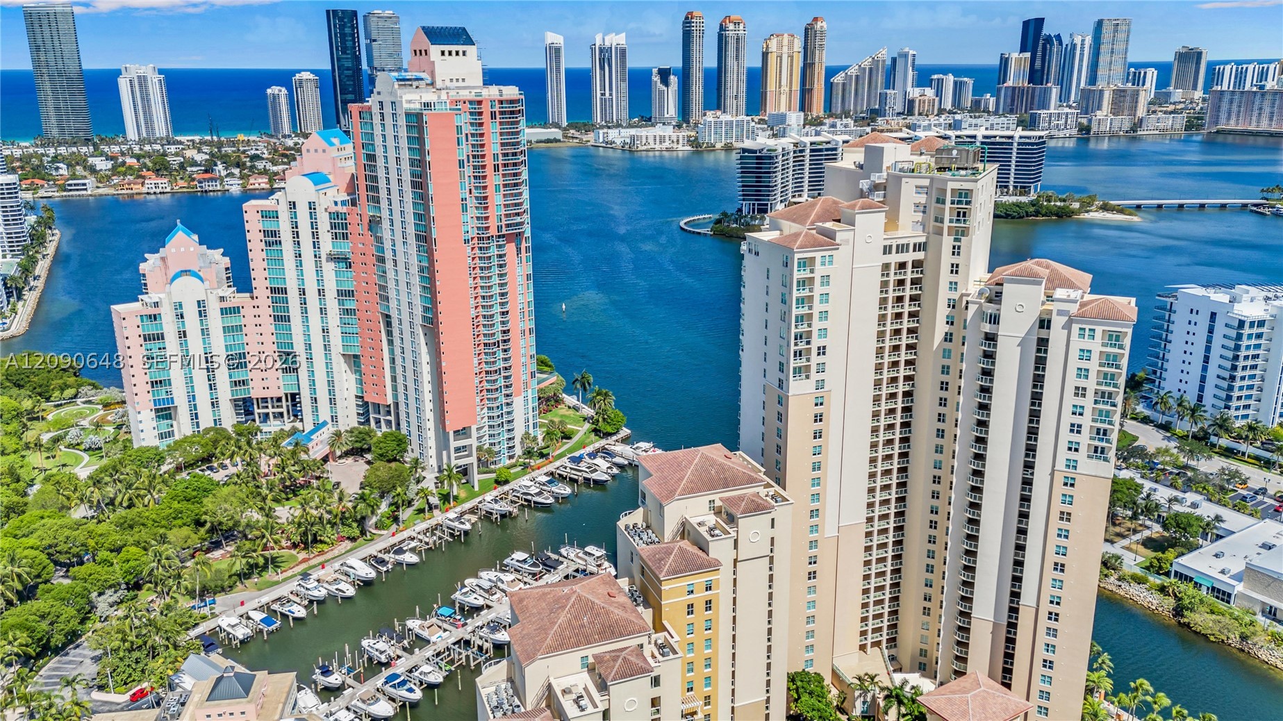 3330 NE 190th St #UPH11, Aventura FL 33180