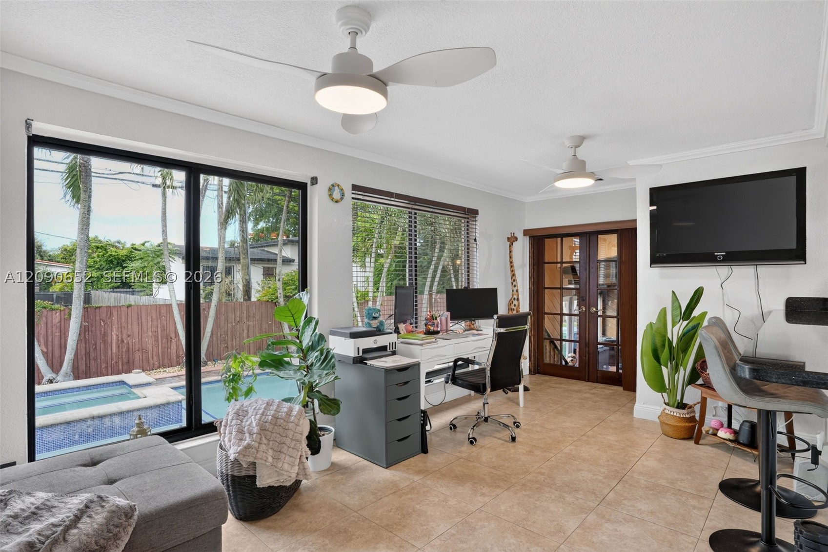 7911 SW 18th Ter, Miami FL 33155