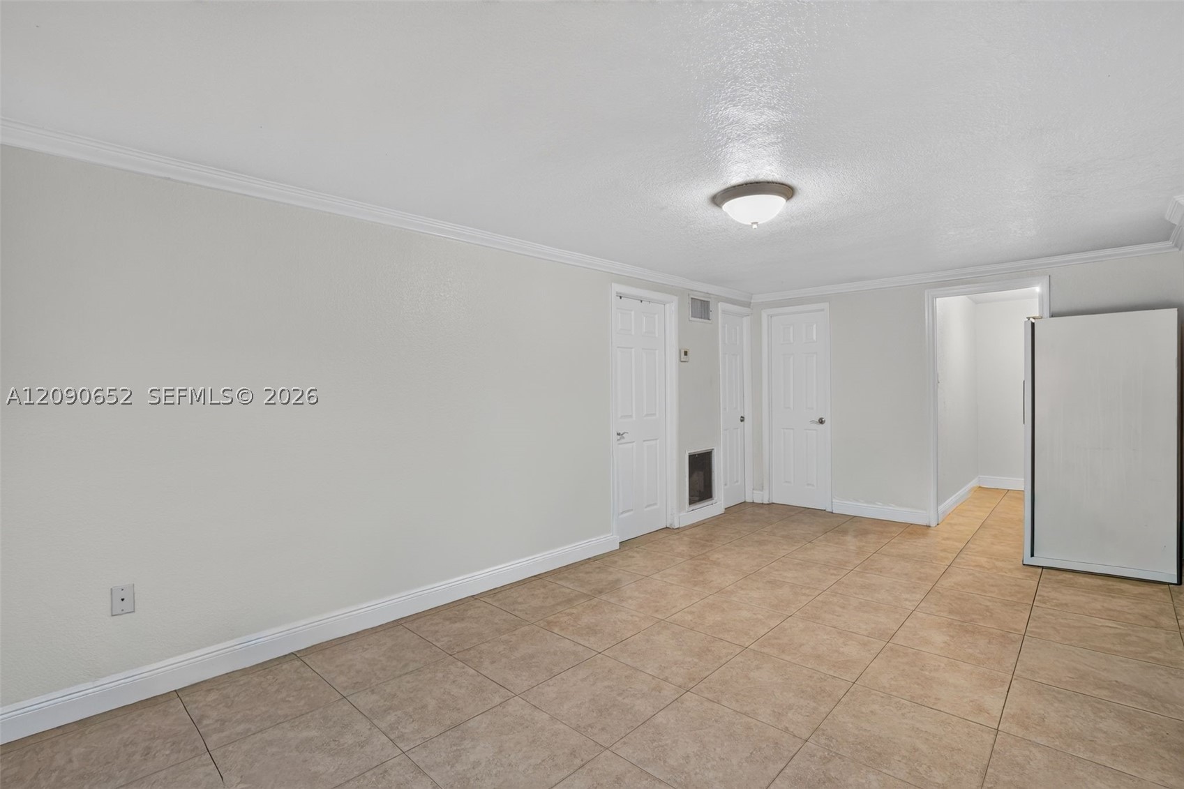 7911 SW 18th Ter, Miami FL 33155