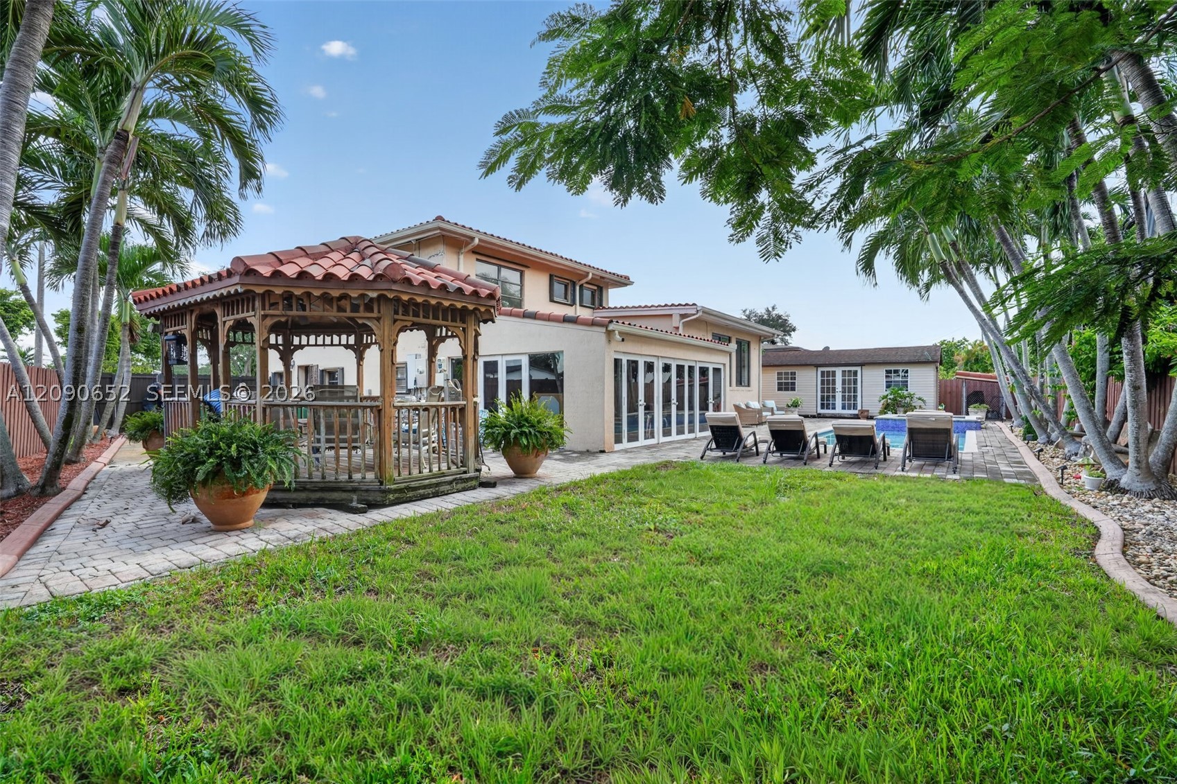 7911 SW 18th Ter, Miami FL 33155