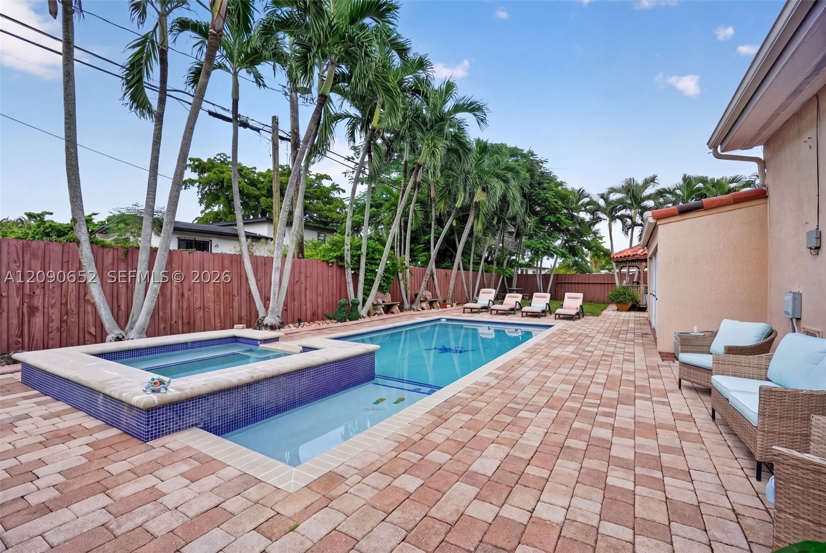 7911 SW 18th Ter, Miami FL 33155