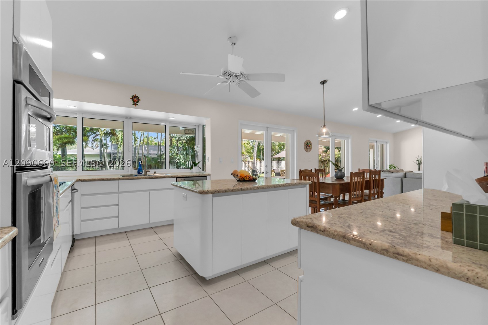 7915 SW 155th St, Palmetto Bay FL 33157