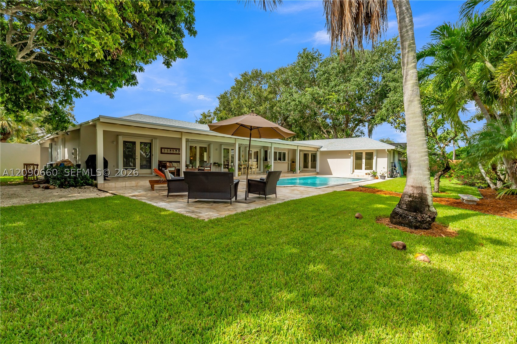 7915 SW 155th St, Palmetto Bay FL 33157