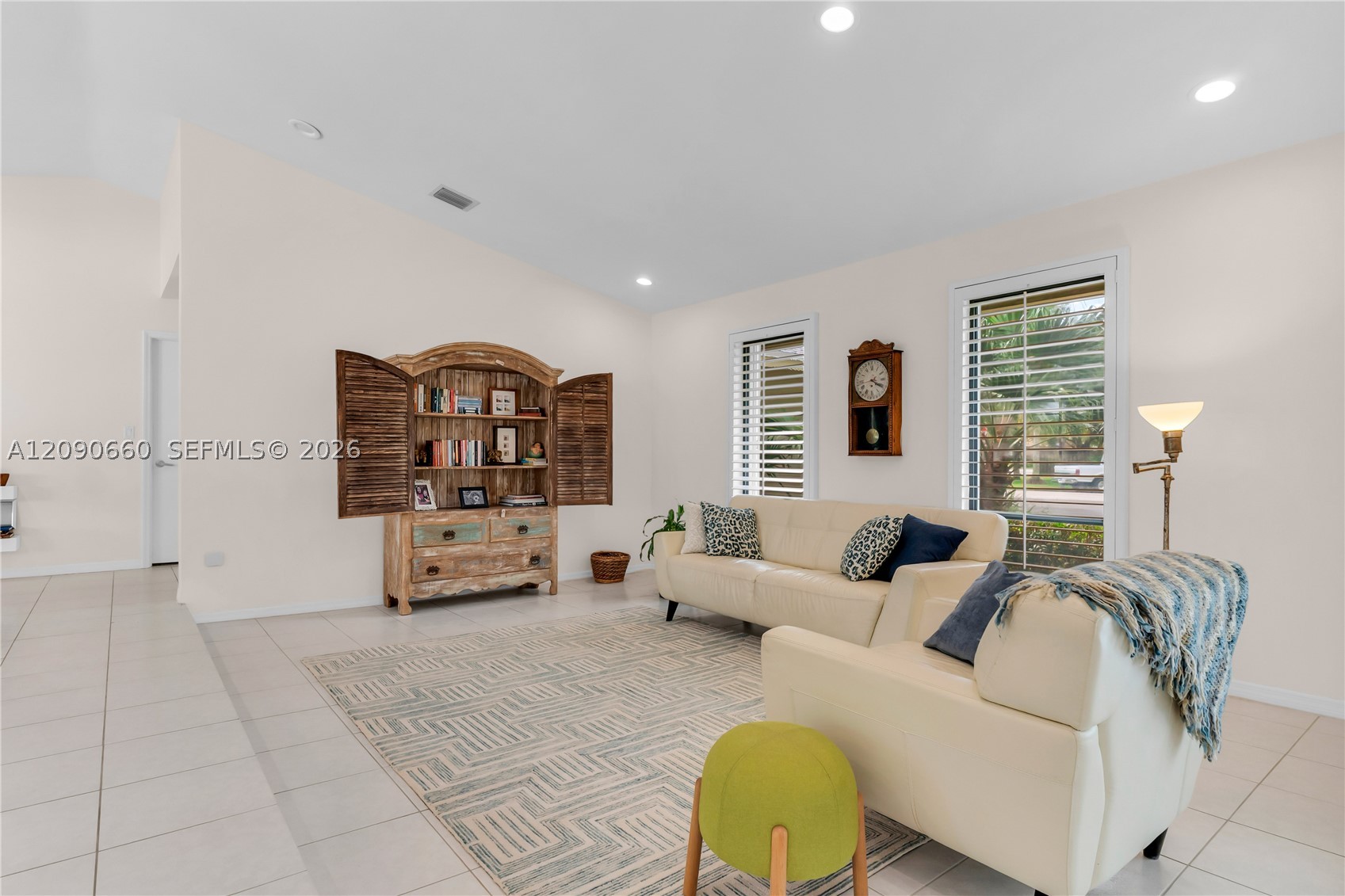 7915 SW 155th St, Palmetto Bay FL 33157