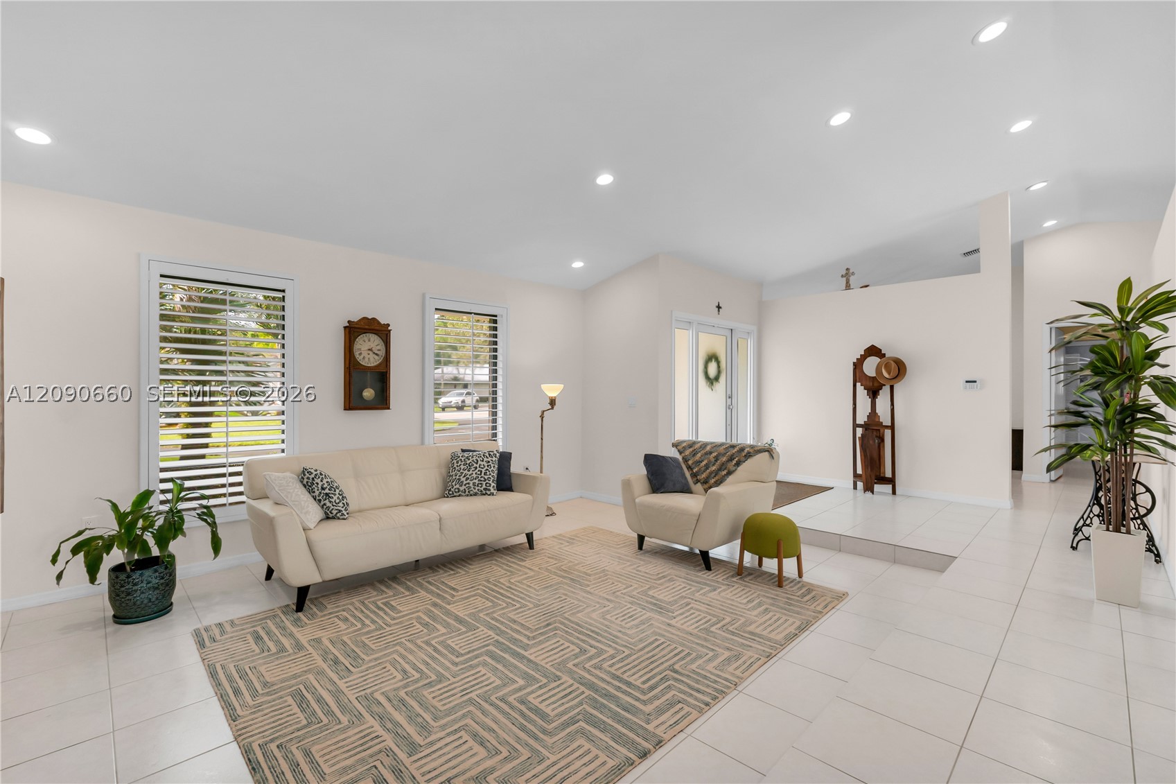 7915 SW 155th St, Palmetto Bay FL 33157